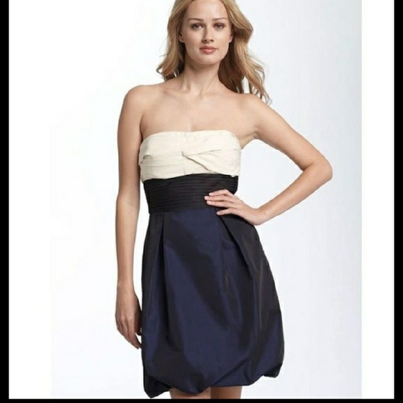 Bcbg Max Azria Size 2 NWT - Picture 1 of 8